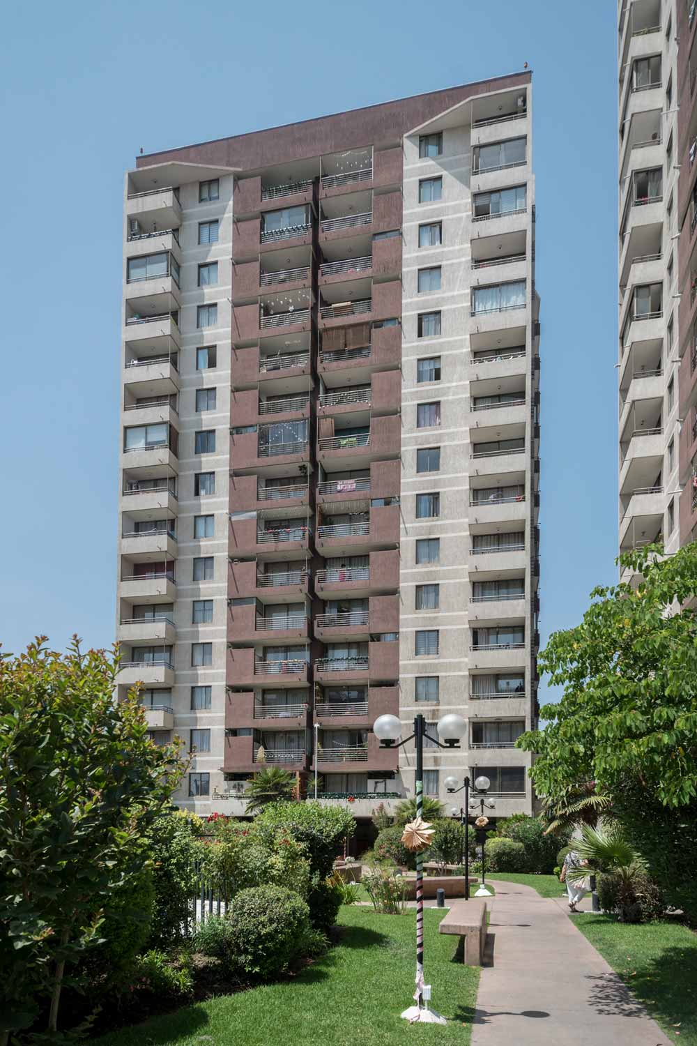 Varas Mena 1080